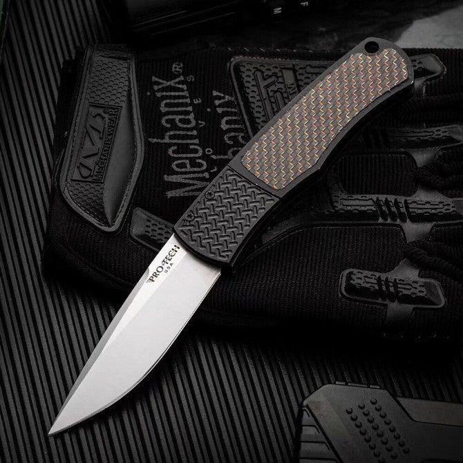 PROTECH Magic BR-1 | 154CM Steel Side-Opening  Tool | Colored Carbon Fiber & Aircraft Aluminum Handle