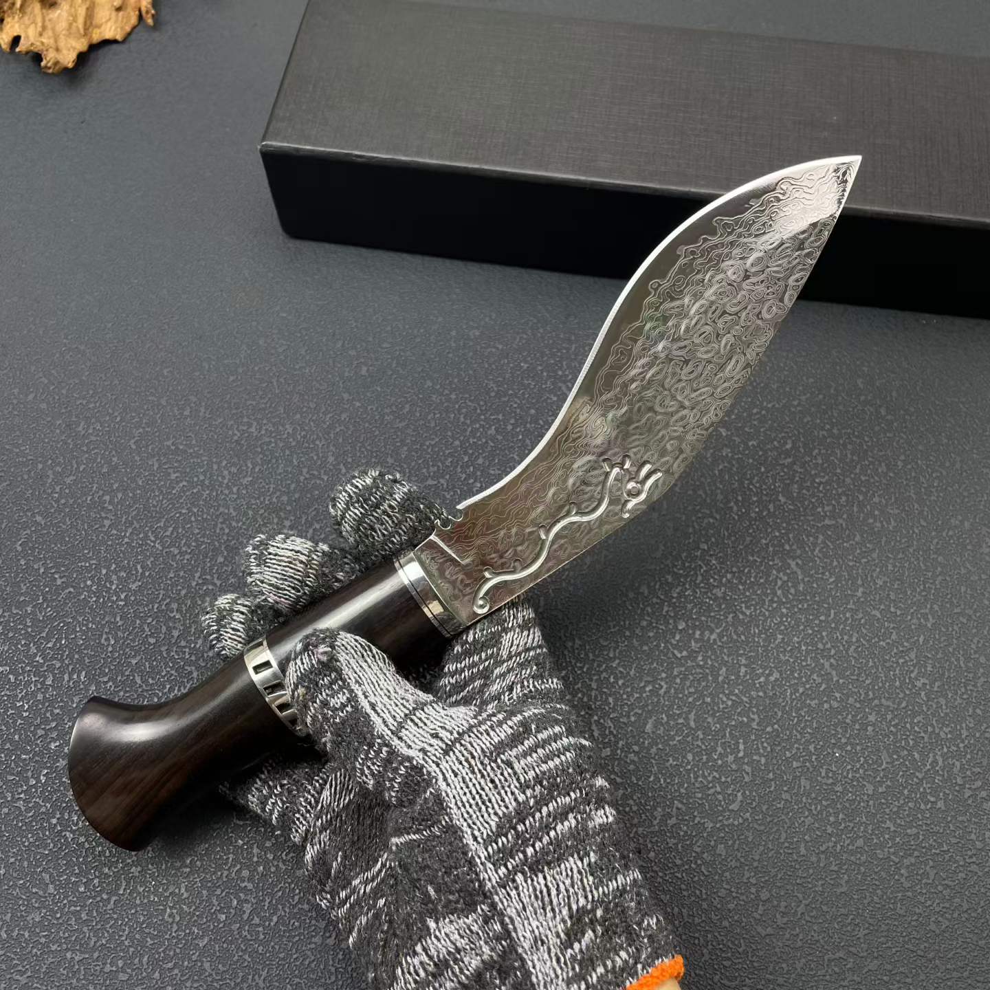Damascus Steel Fixed Blade Knife - Ebony Handle with Leather Sheath