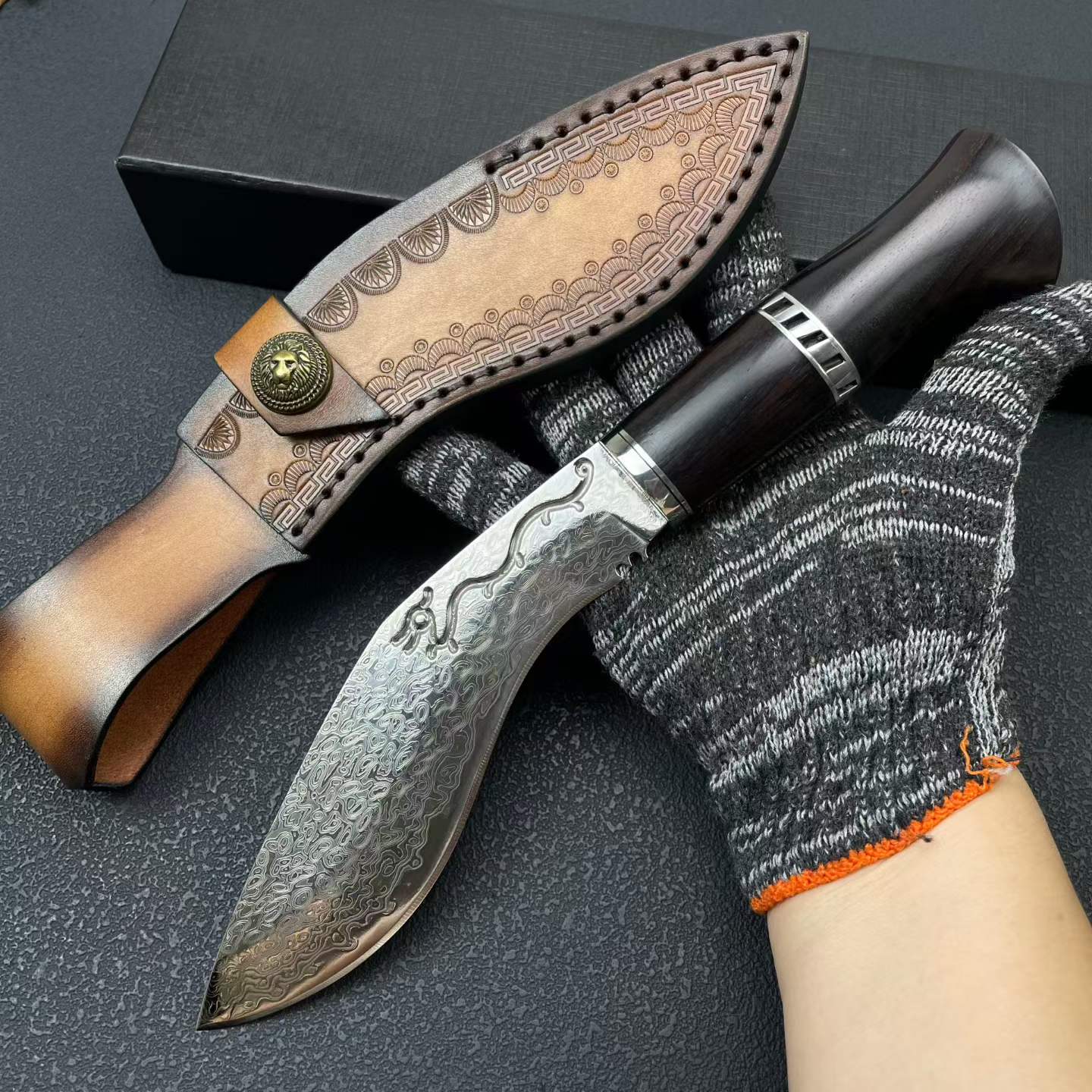 Damascus Steel Fixed Blade Knife - Ebony Handle with Leather Sheath
