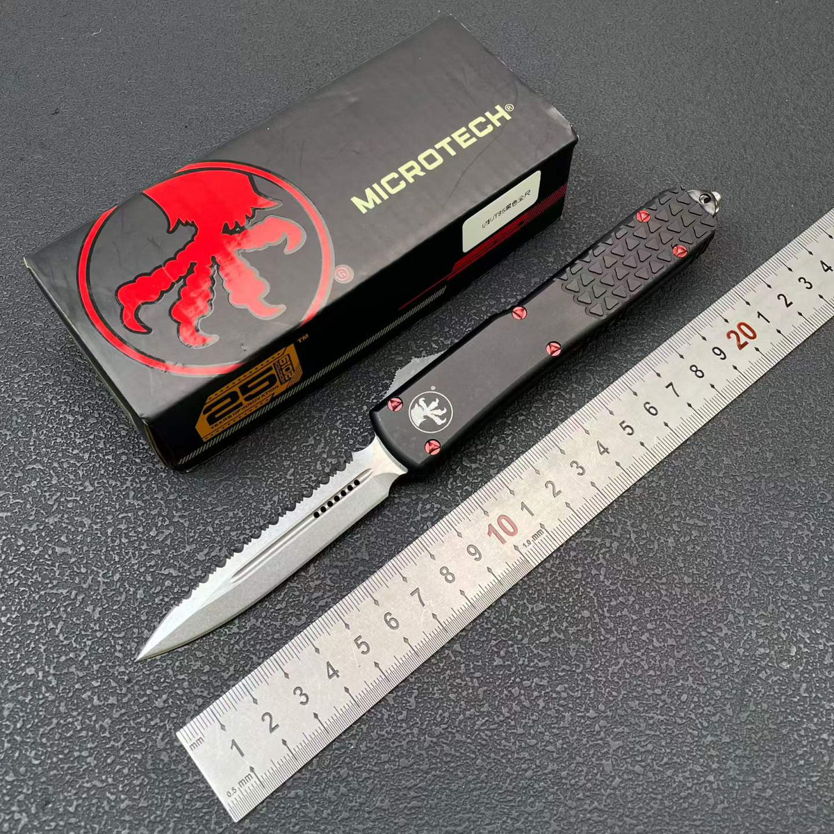 Aluminum Alloy UT85 Serrated Edge Tactical Knife 7CR14MOV