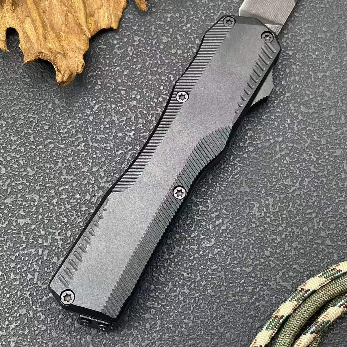 Black Tactical Knife 5GR13 Blade Aluminum Alloy Handle