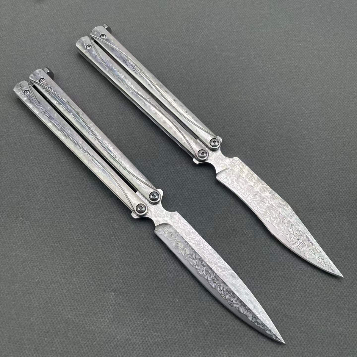 Premium Damascus Steel Folding Knife - Engraved Stainless Handle, VG10 Core
