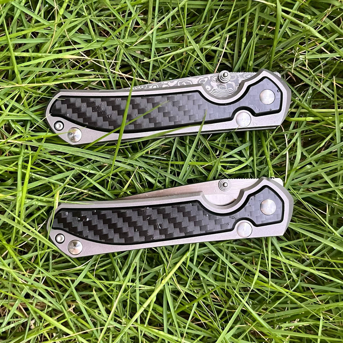 Damascus & VG10 Steel Folding Pocket Knife – Titanium & Carbon Fiber Handle