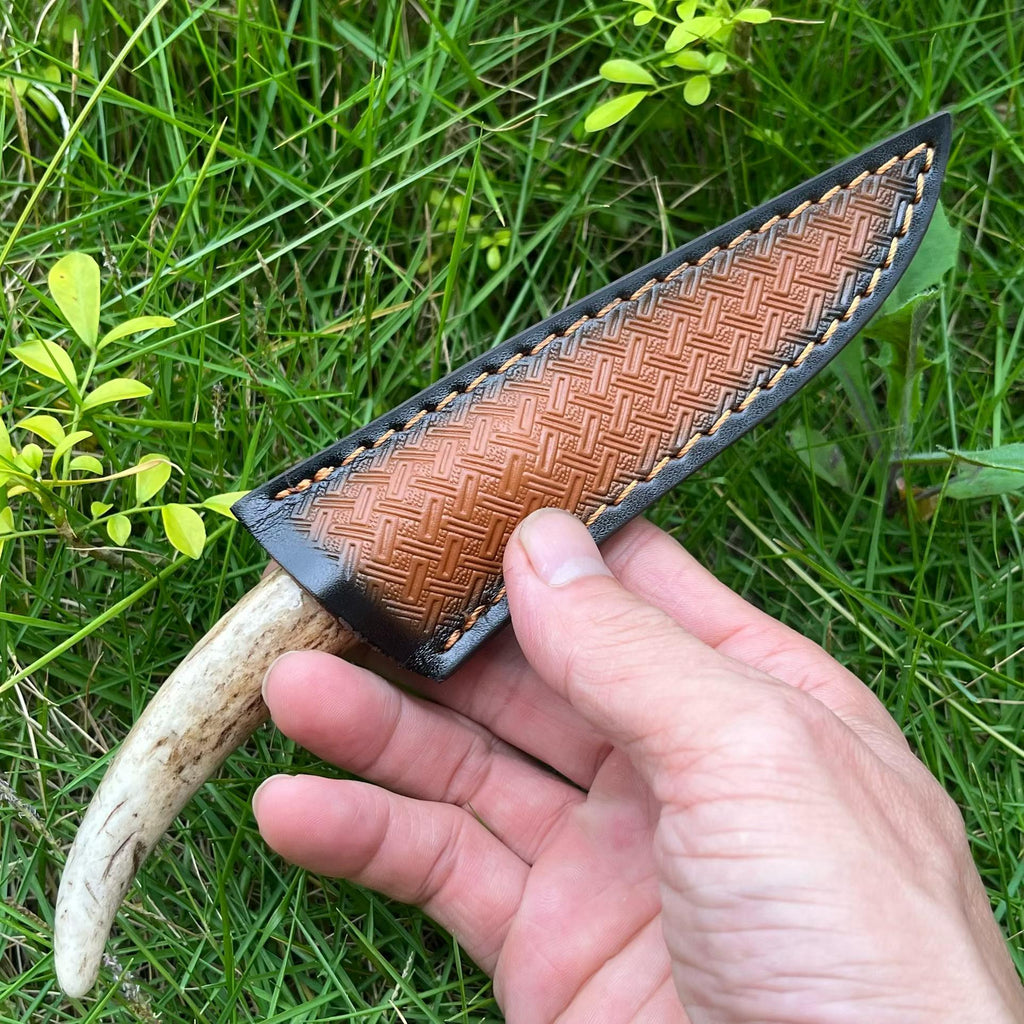 Handcrafted Damascus Steel Fixed Blade Knife – Natural Stag Antler Handle