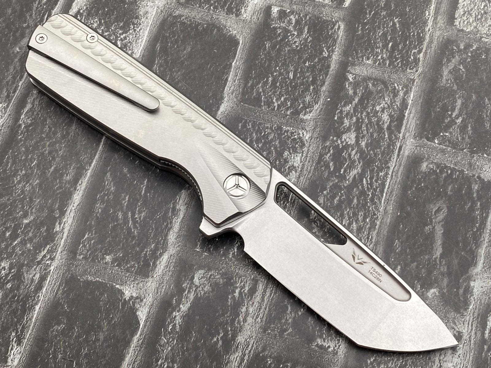 TwoSun TS490 Folding Knife – 14C28N Blade Titanium Handle