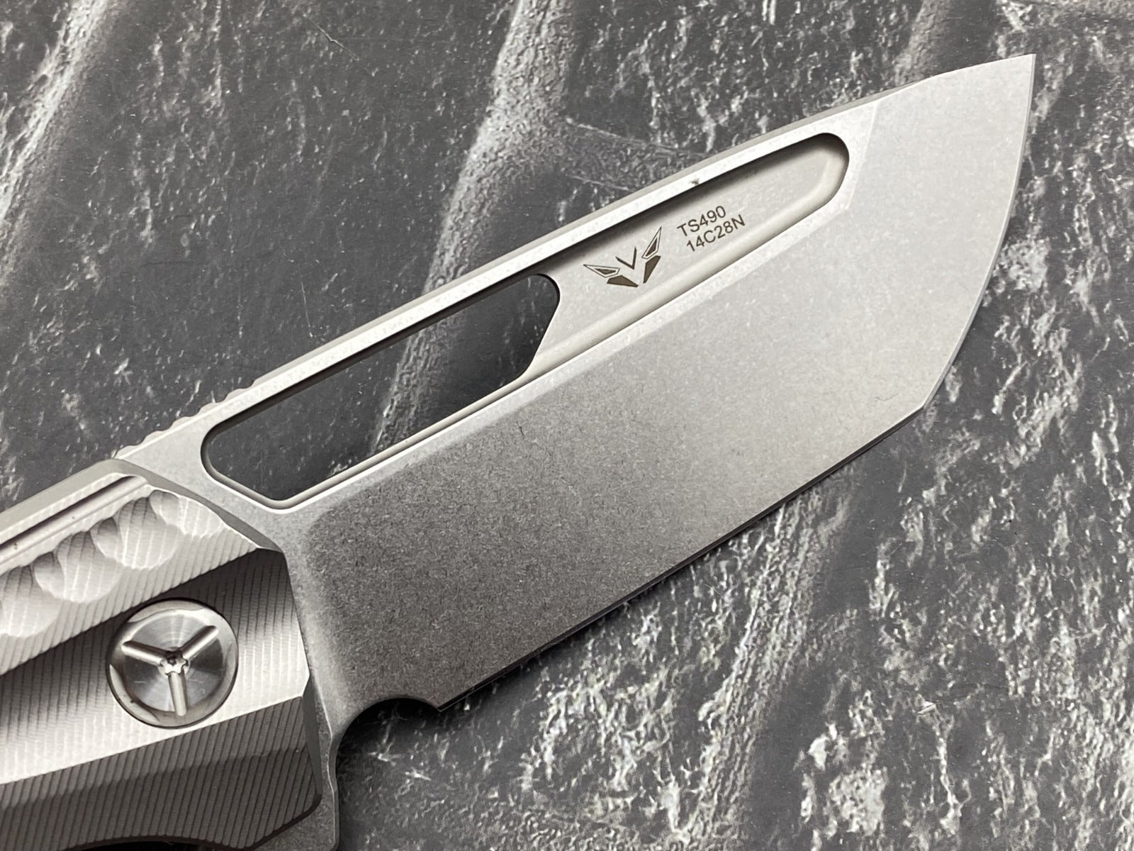 TwoSun TS490 Folding Knife – 14C28N Blade Titanium Handle