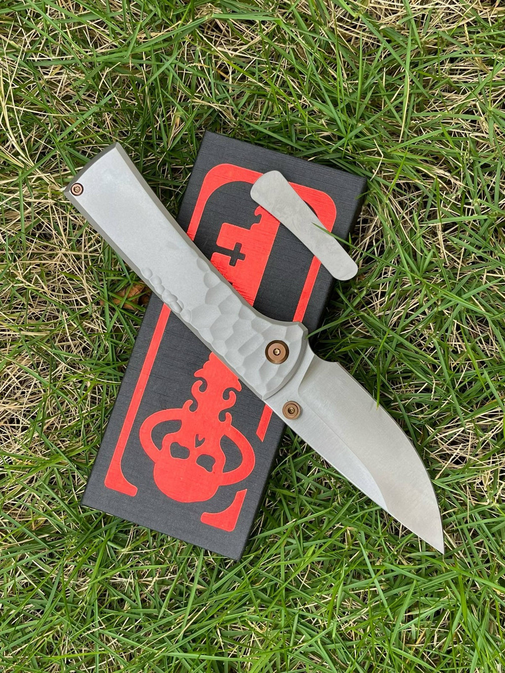 8'' New FoldingKnife M390 Blade Full T4C Titanium Handle Pocket Camping Knife VTF95N