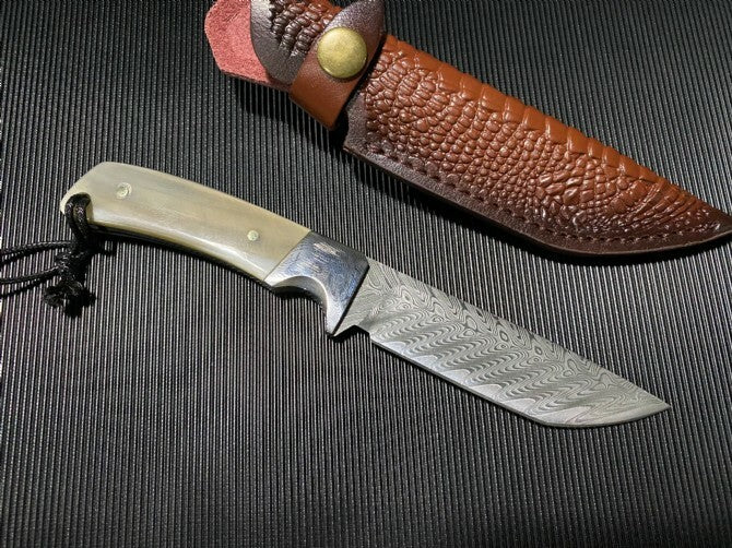 8'' New VG10 Damascus Blade Horn Handle Collection Camping Knife VTH09